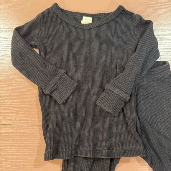 Kate Quinn 2T Black Thermal Outfit - Picture 2 of 5